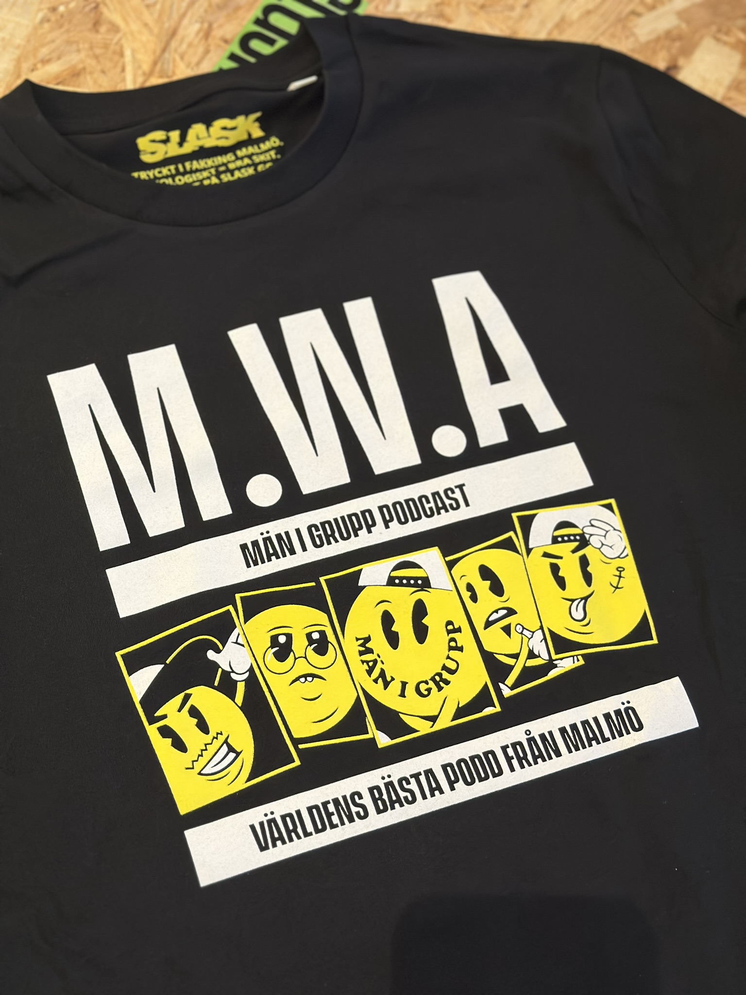 Män i Grupp - M.W.A T-shirt